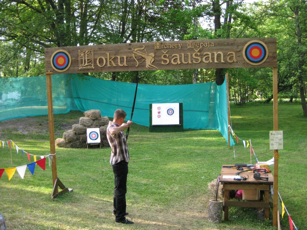 Jūrmalas parkā šosezon loku šaušana, minigolfs un citas aktivitātes