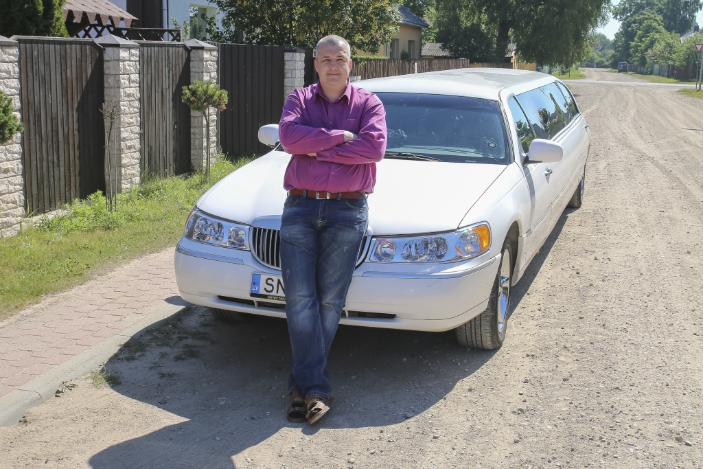 Auto noma kā piedeva pamatbiznesam