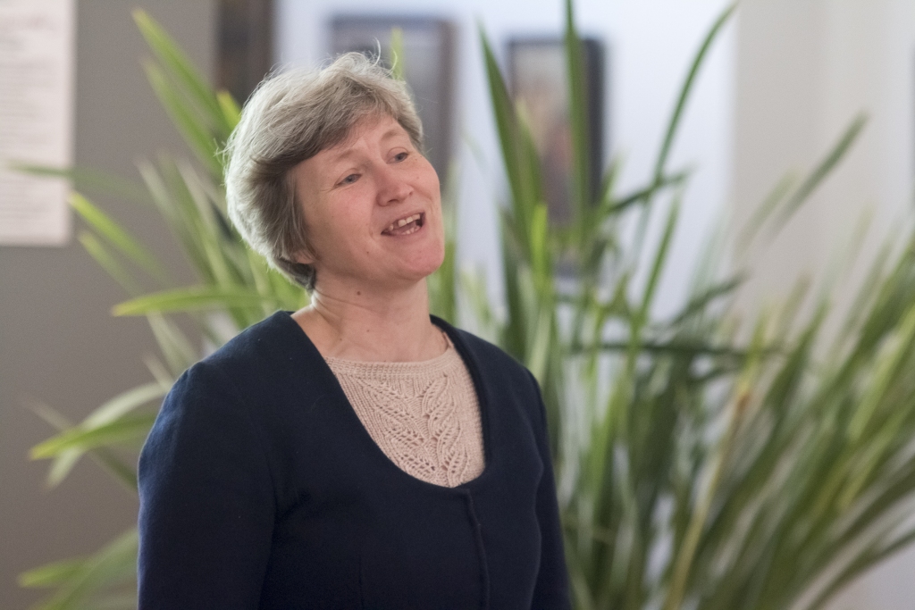 Anete Karlsone: Tautastērps ir īpašs svētku tērps