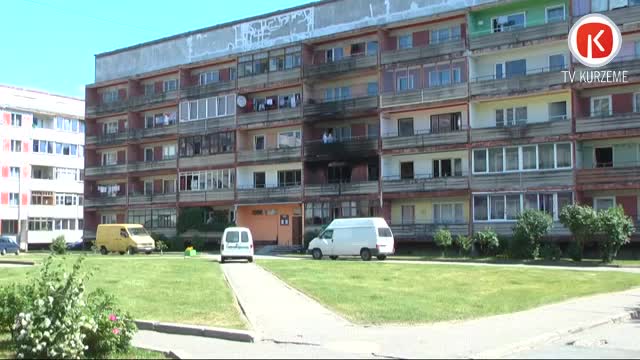 Sociālo lietu komisija apseko gāzes sprādzienā cietušo ēku