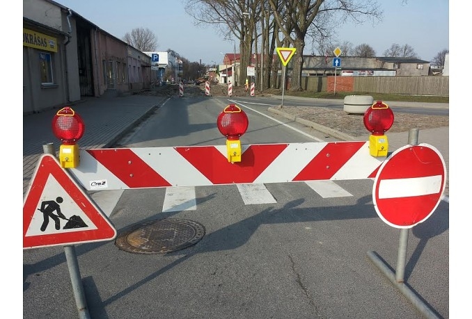 Būs slēgta satiksme Zemnieku ielā, posmā no Jaunās ostmalas līdz Parka ielai
