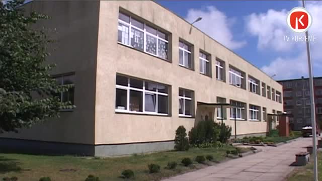 Izglītības iestādēs turpinās remontdarbi
