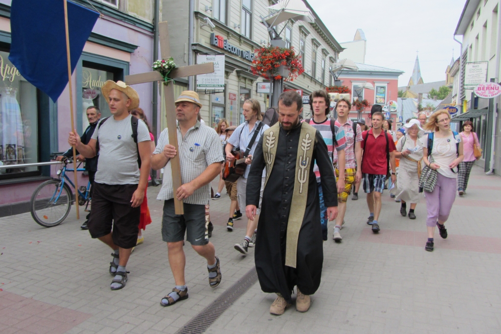 Sācies svētceļojums uz Aglonu – liepājnieki devušies ceļā