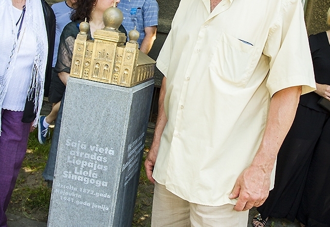 Sinagogu redzēsim augustā