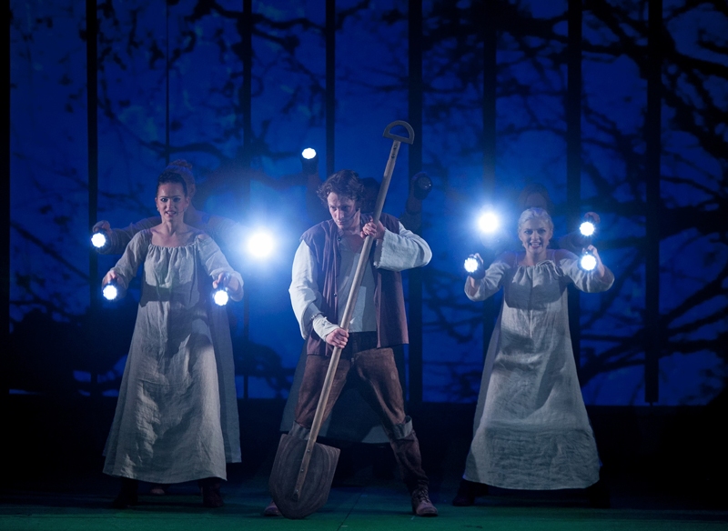 Liepājas teātris viesosies Rīgā un Valmierā