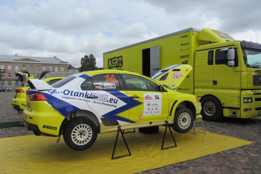 Gatavošanās rallijam rit pilnā sparā