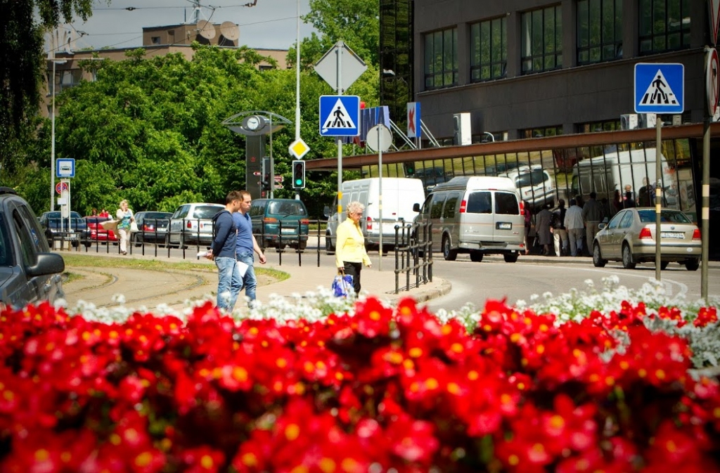 Jaunieši pilnveido sevi un sabiedrību
