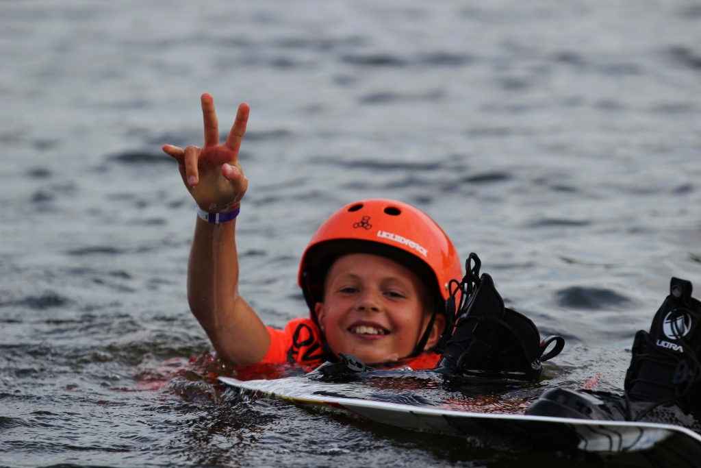 “BB wakepark” atklāj bērnu veikborda skoliņu