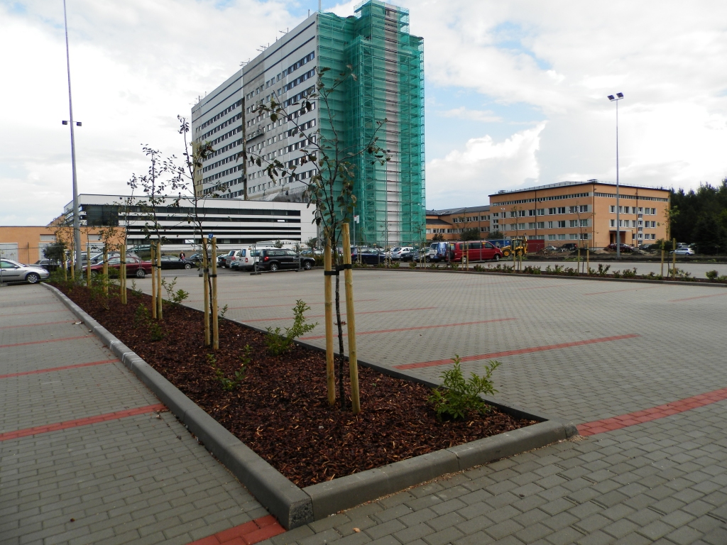 Slimnīcai jaunas autostāvvietas