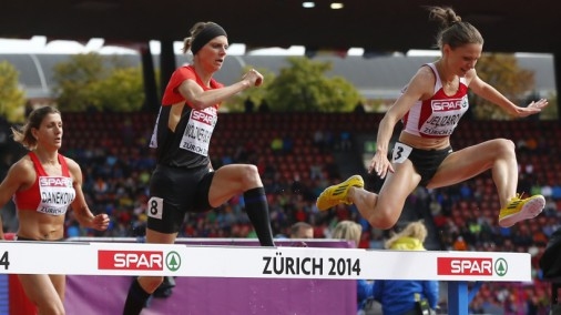 Jeļizarova izstājas distances sākumā