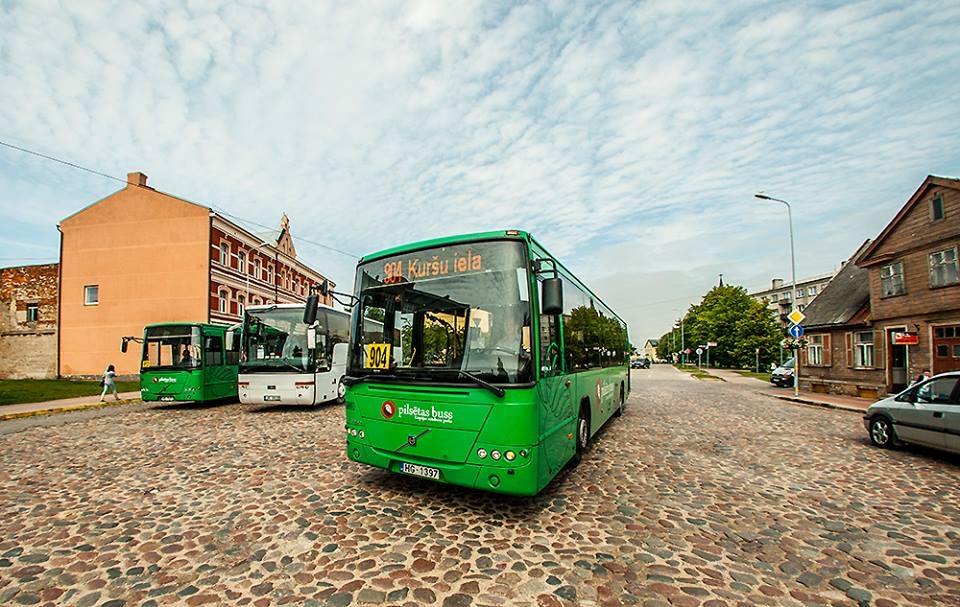 Zinību dienā skolēni Liepājas sabiedriskajā transportā varēs braukt bez maksas