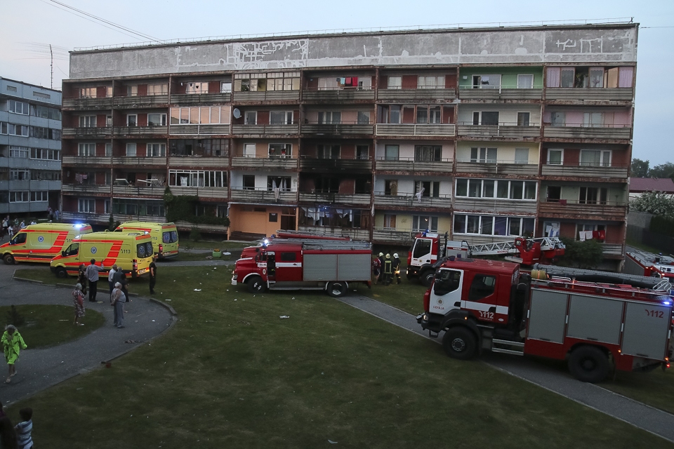 Liepājas dome lūdz 19 tūkstošus eiro gāzes eksplozijas seku novēršanai divās mājās