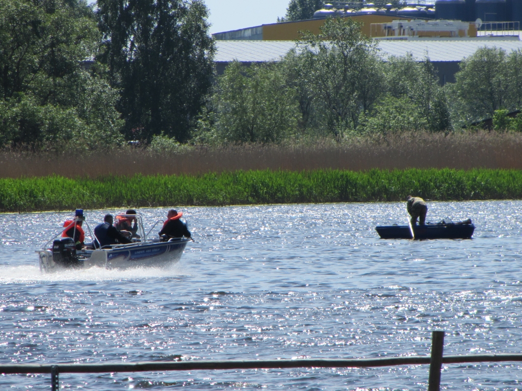 Ziņo par ezerā apmaldījušos laivotāju