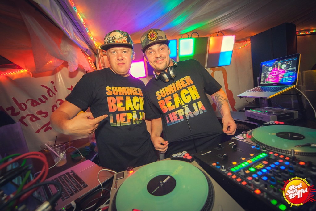 Liepājas pludmales bufetē atkal spēlēs DJ Ai-va