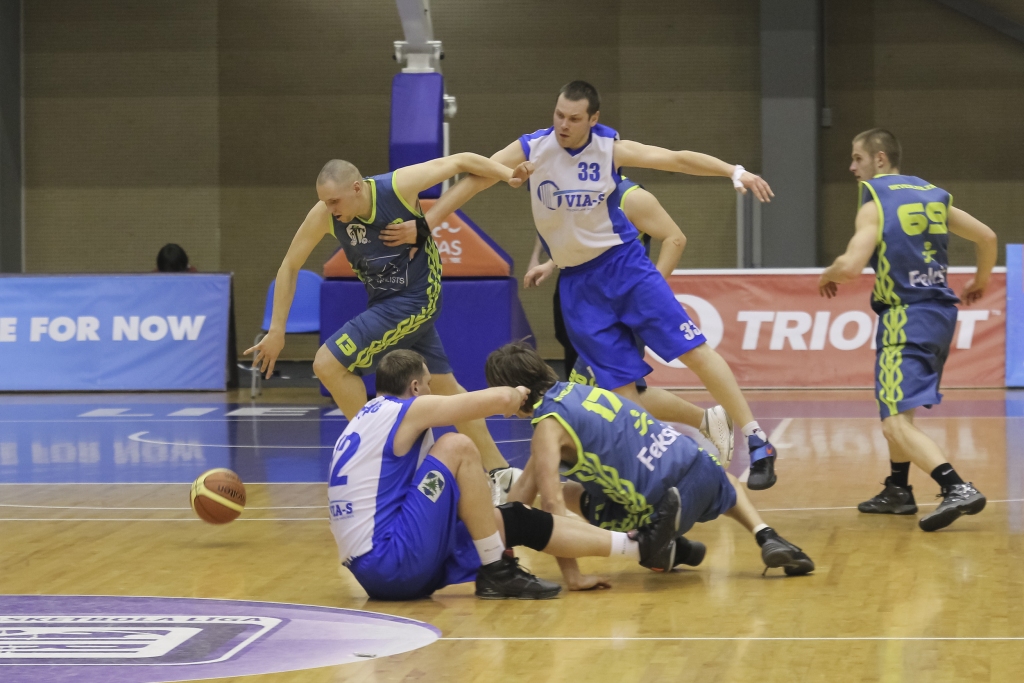 Aicina pieteikties komandas pilsētas basketbola čempionātam