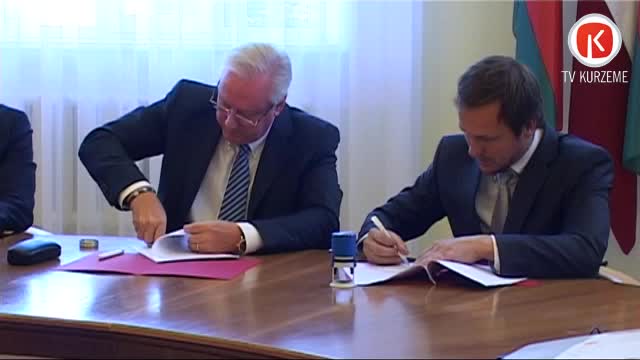 Noslēdz līgumu par lidostas rekonstrukciju