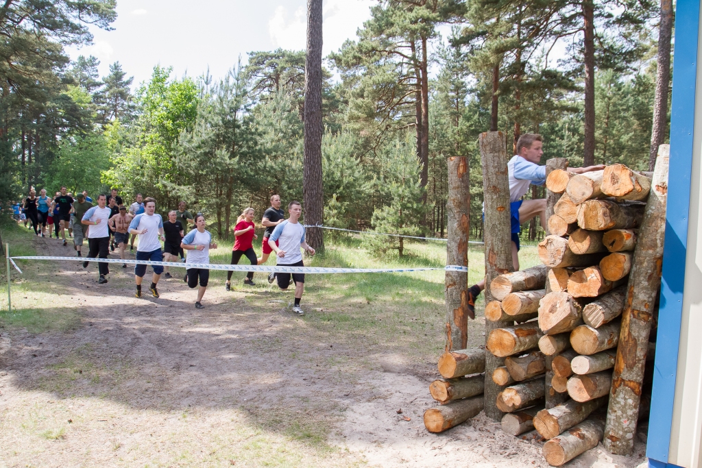 Sportiski izaicinājumi saliedē kolektīvu