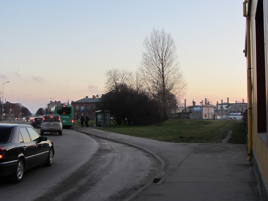 Pieturvietu nepārcels, būvēs veloceliņu