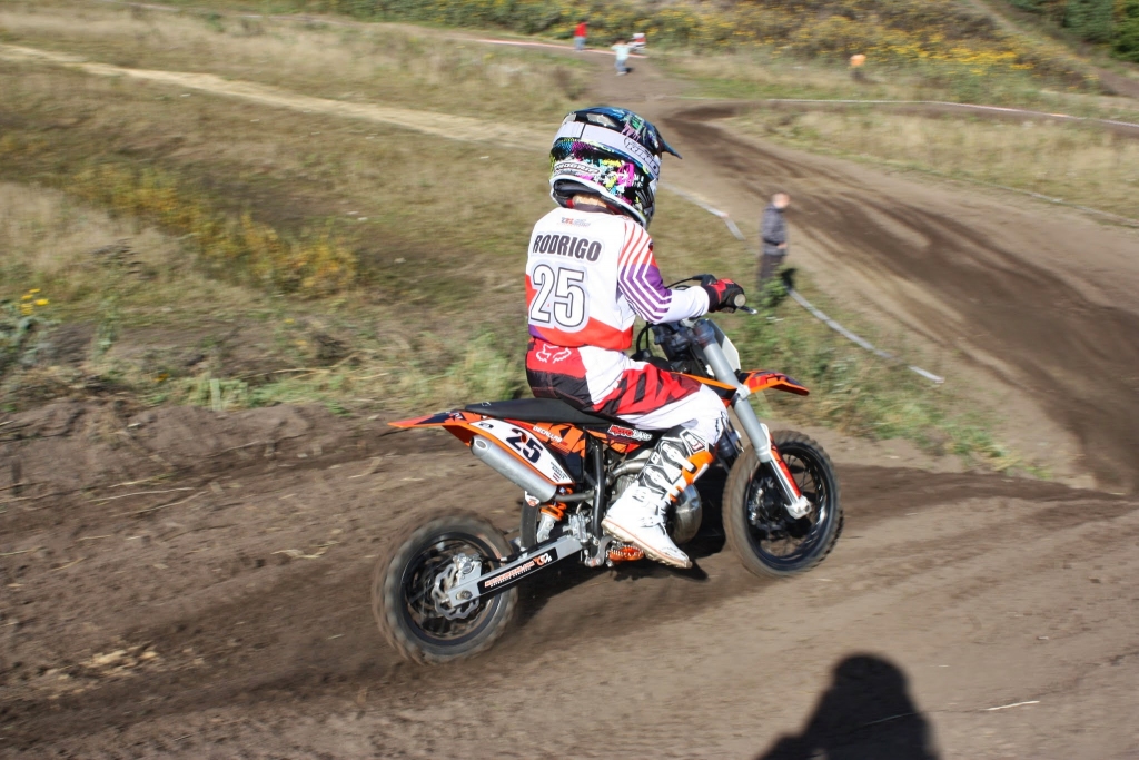 “Motokurzeme” jaunā maiņa debitē Mini Motokrosā