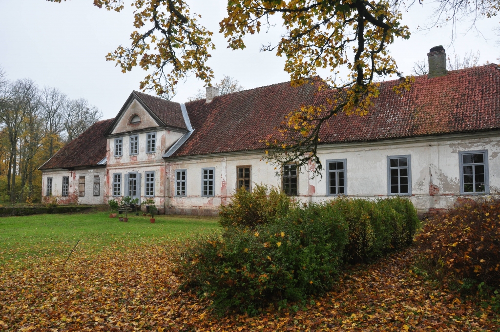 Tāšu romantikai pievienojas 21. gadsimts
