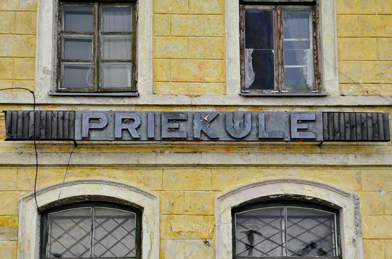 Apkopos ierosinājumus par bijušās Priekules dzelzceļa stacijas izmantošanu