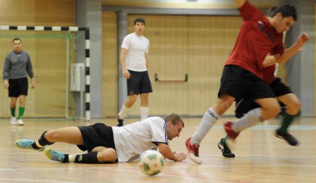 Amatieru telpu futbola čempionāta astotās kārtas videoapskats