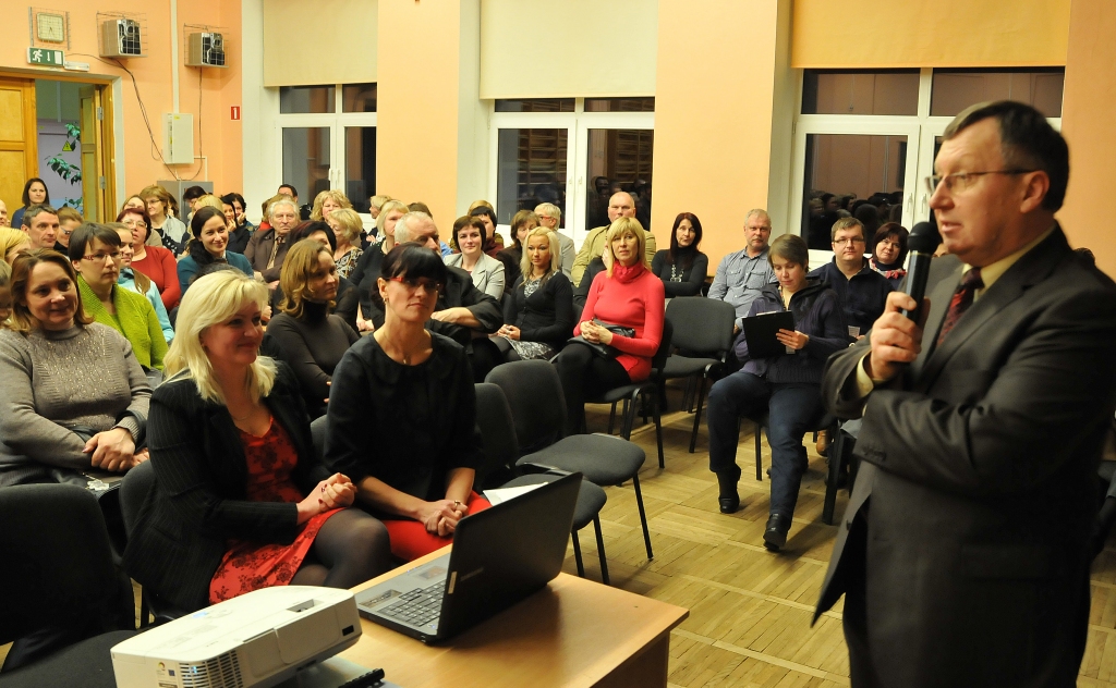 Grobiņā vēlas vienu spēcīgu vidusskolu