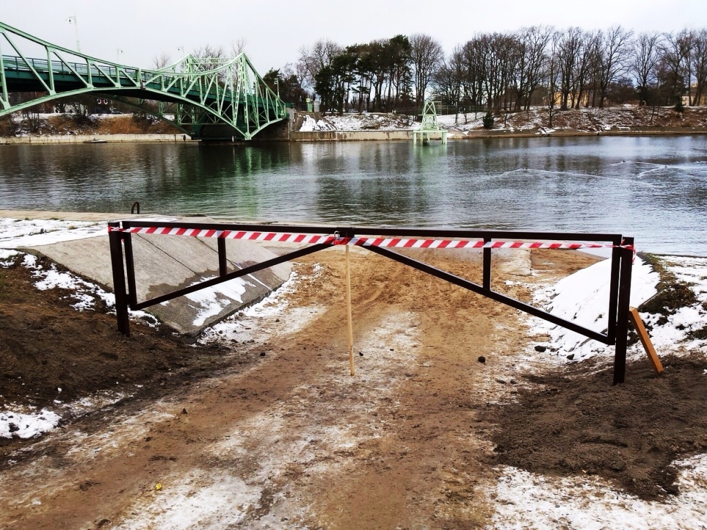 Rūpējoties par drošību, ierobežo makšķerēšanas iespējas Liepājas ostas akvatorijā
