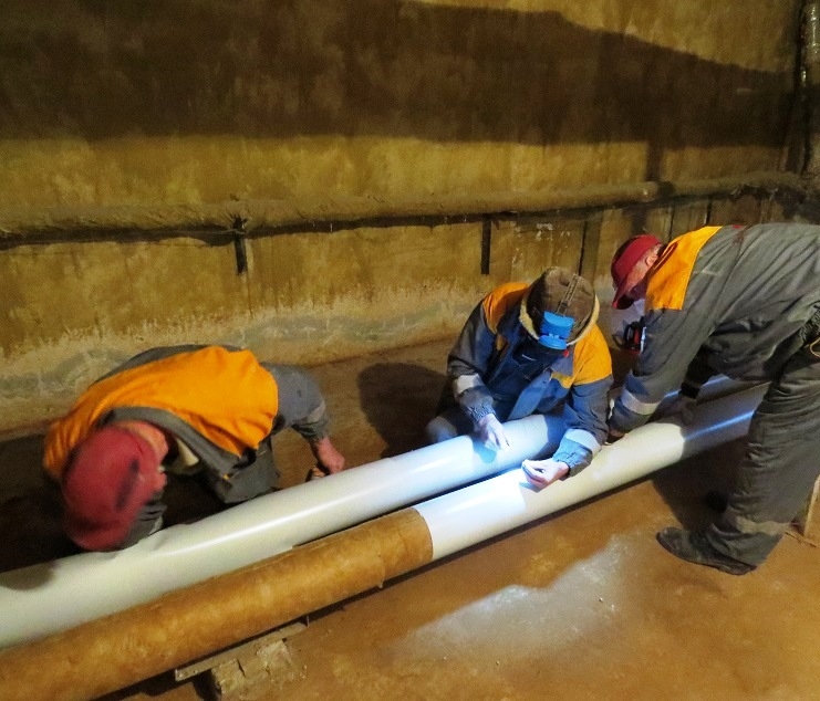 “Liepājas enerģija” arī apkures sezonas laikā veic siltumtrašu rekonstrukciju