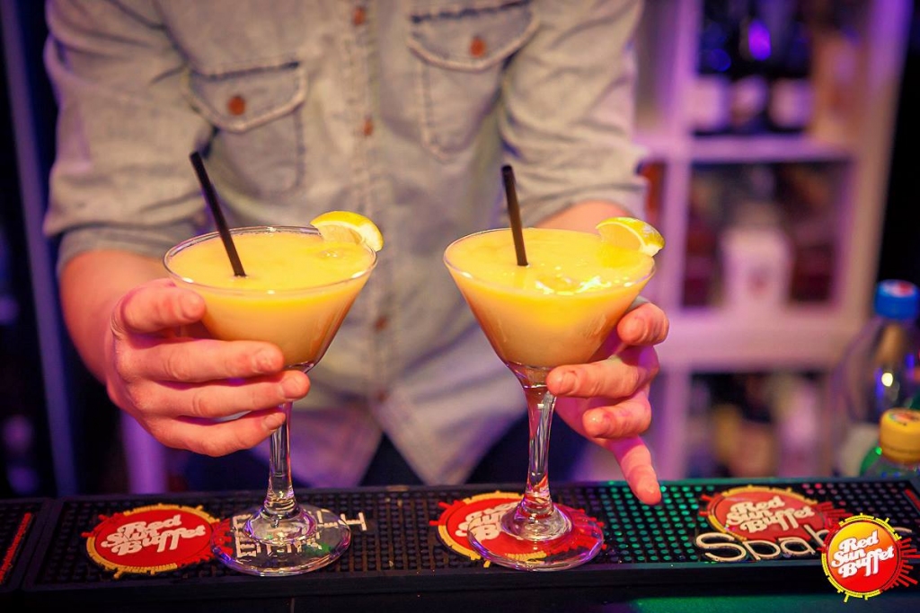 “Red Sun Buffet” Lieldienu brīvdienās piedāvās vērienīgu izklaides programmu