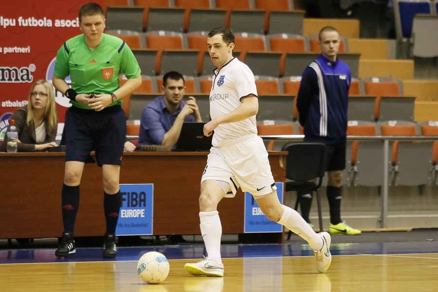Nikars – RABA 7:3