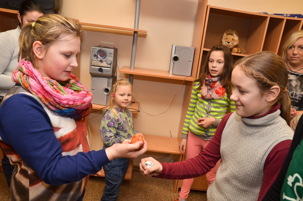 Lieldienu pasākums “Ripo, ripo oliņas – lielas, mazas, apaļas”