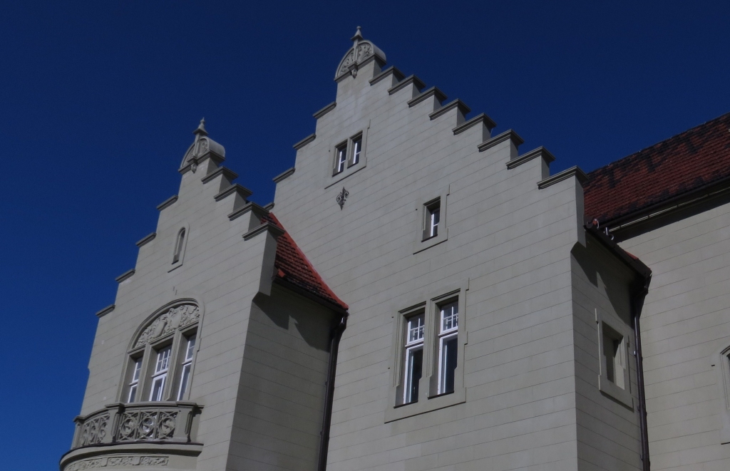 Lieldienu brīvdienās mainīti iestāžu darba laiki