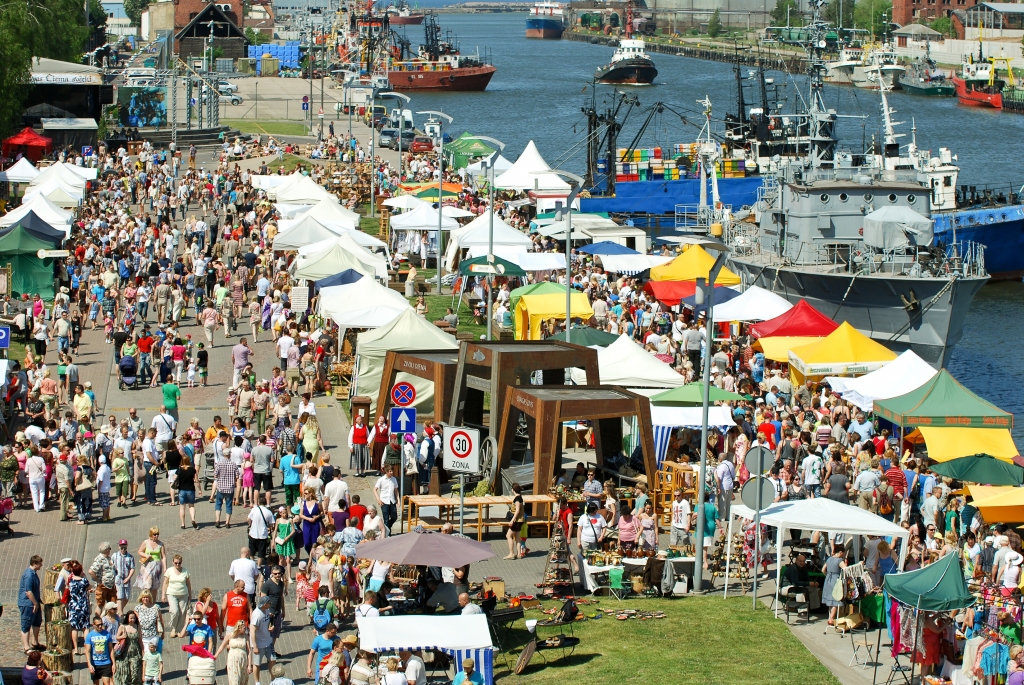 Vērsies “Līvas ciema svētku 2015” vārti