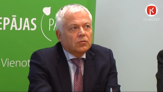 Sesks: Neviens prezidenta kandidāts nav supervaronis
