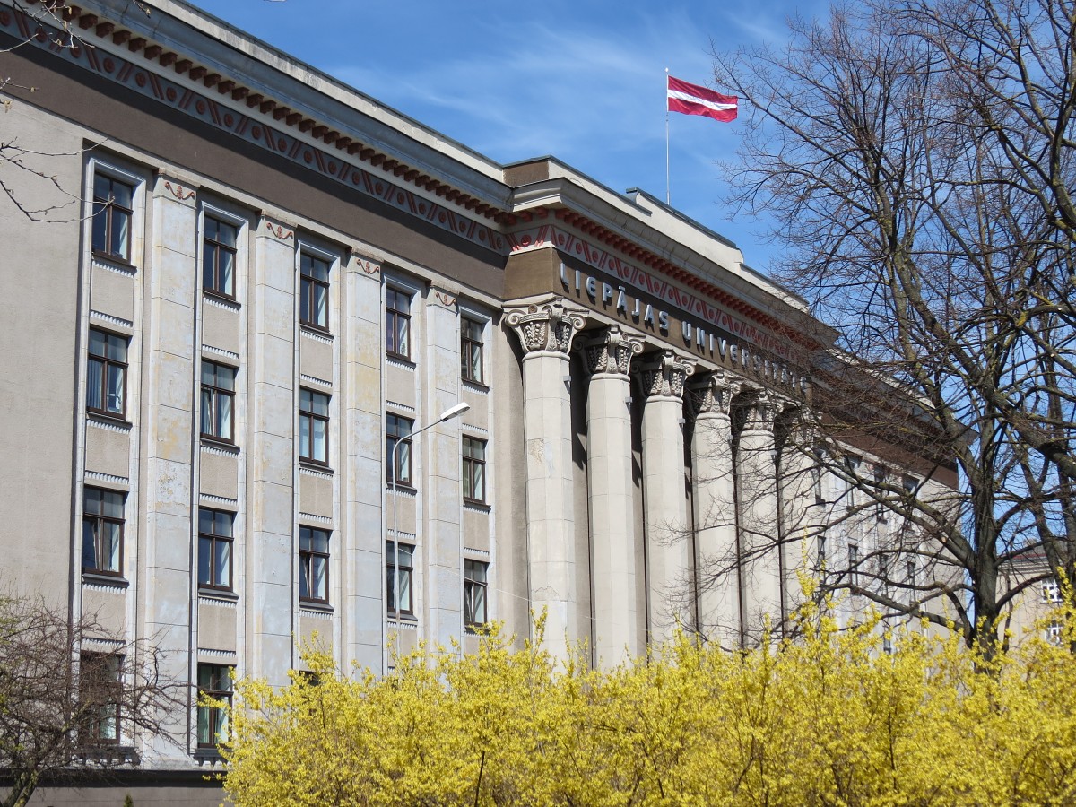 Slēgs sadarbības līgumu ar Universitāti