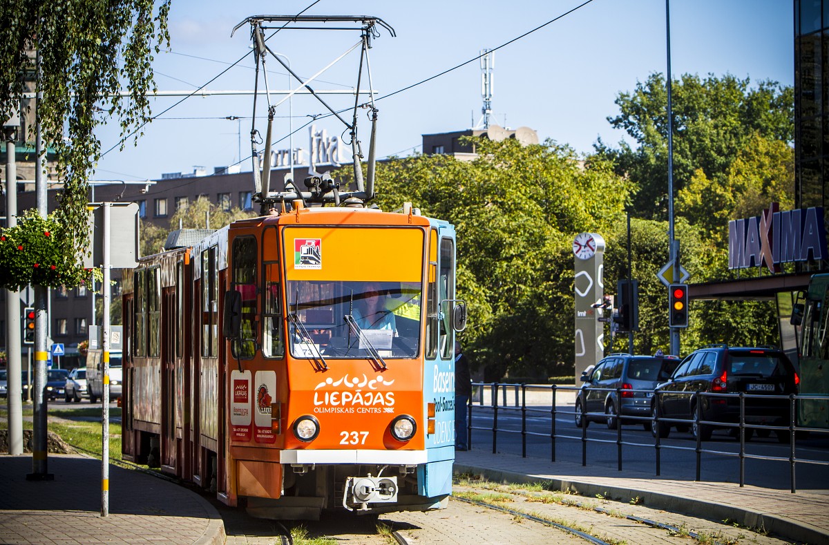 Sabiedriskā transportlīdzekļa bojājuma gadījumā pasažieri brauciena turpināšanai drīkst izmantot citu sabiedrisko transportlīdzekli