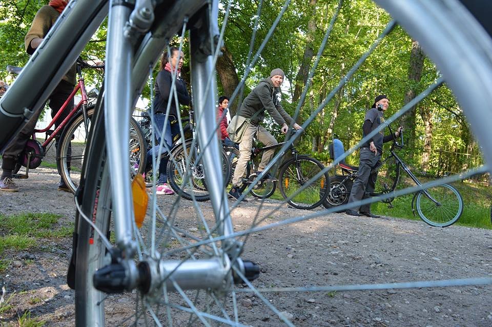 Aizvadīts velosipēdu izbrauciens ar mērķi izveidot jaunus velomaršrutus