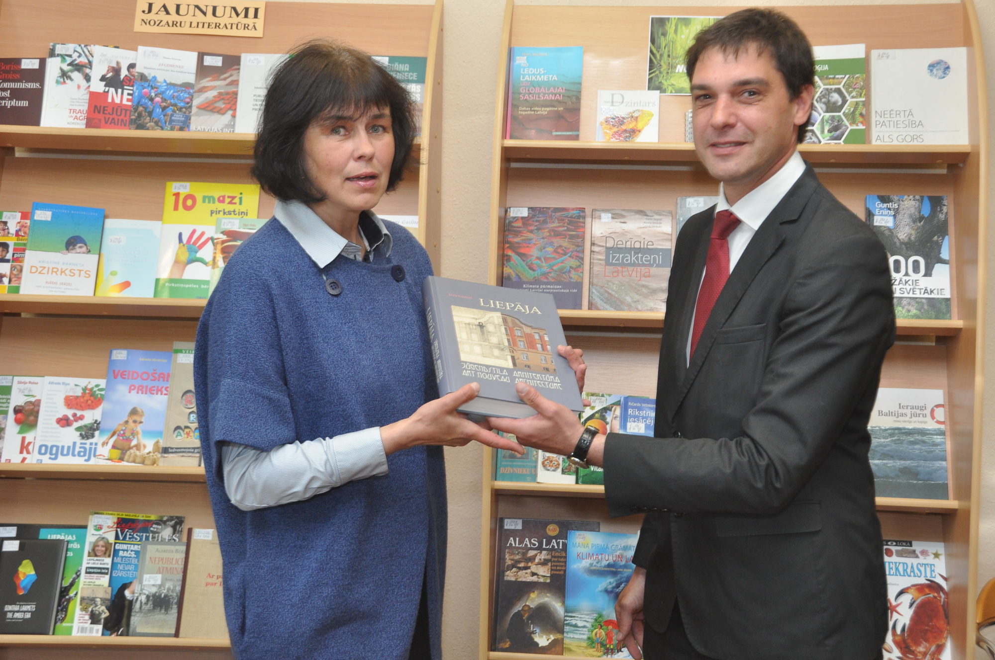 Bibliotēkā grāmatas kļuvušas pieejamākas