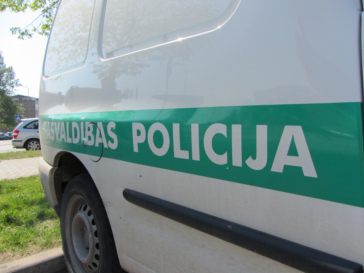 Atskurbtuvē nogādā apreibušos, meklē noklīdušu bērnu un palīdz sirmgalvei