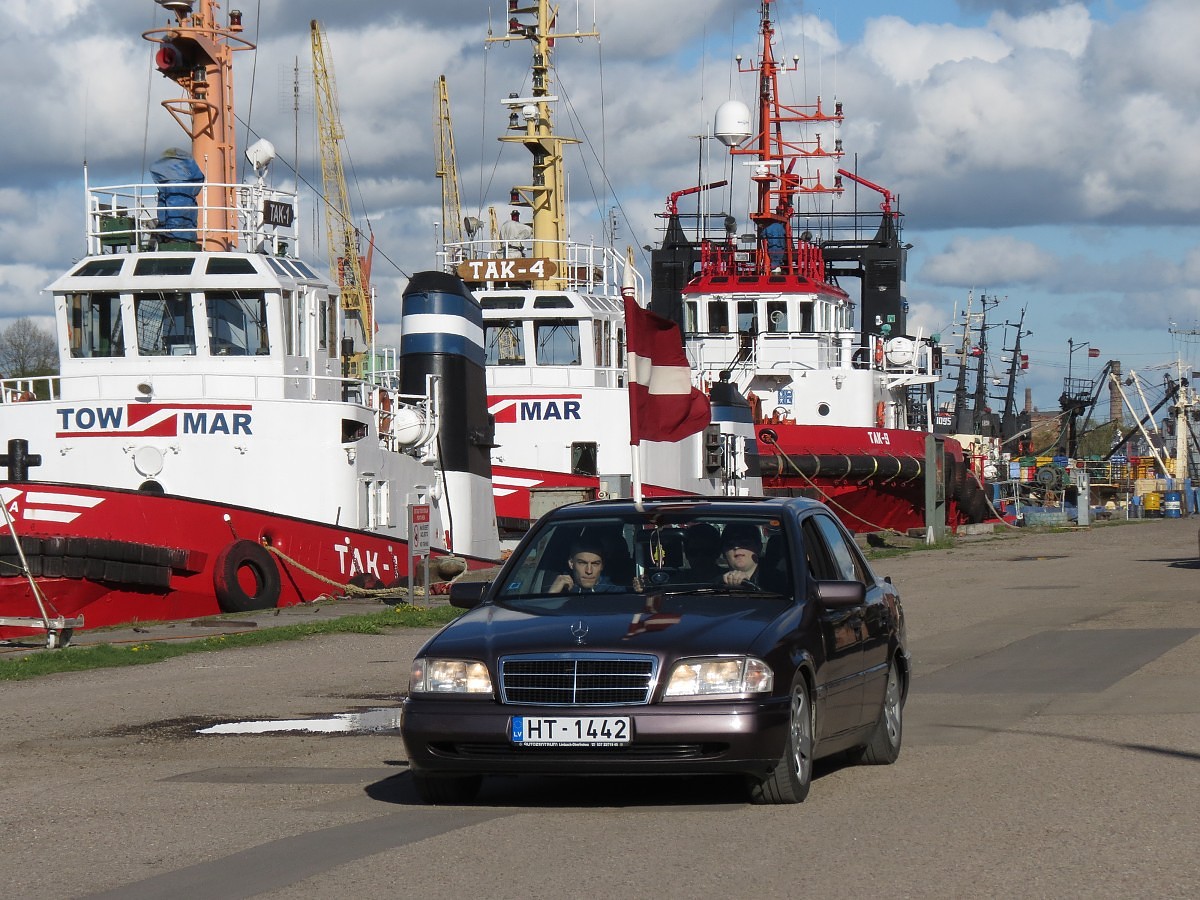 SEZ pārvalde ieķīlā kuģus