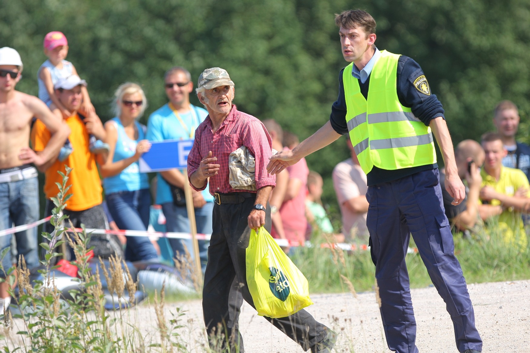 Par drošību rallija trasēs rūpēsies vairāk nekā 300 drošībnieku