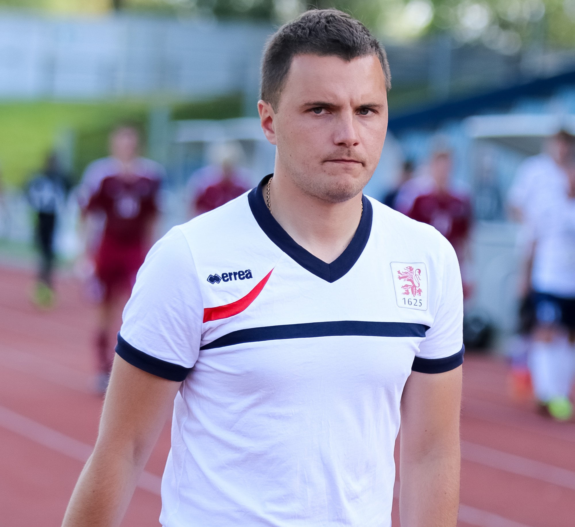 Polemikā iesaistās Kalašņikovs
