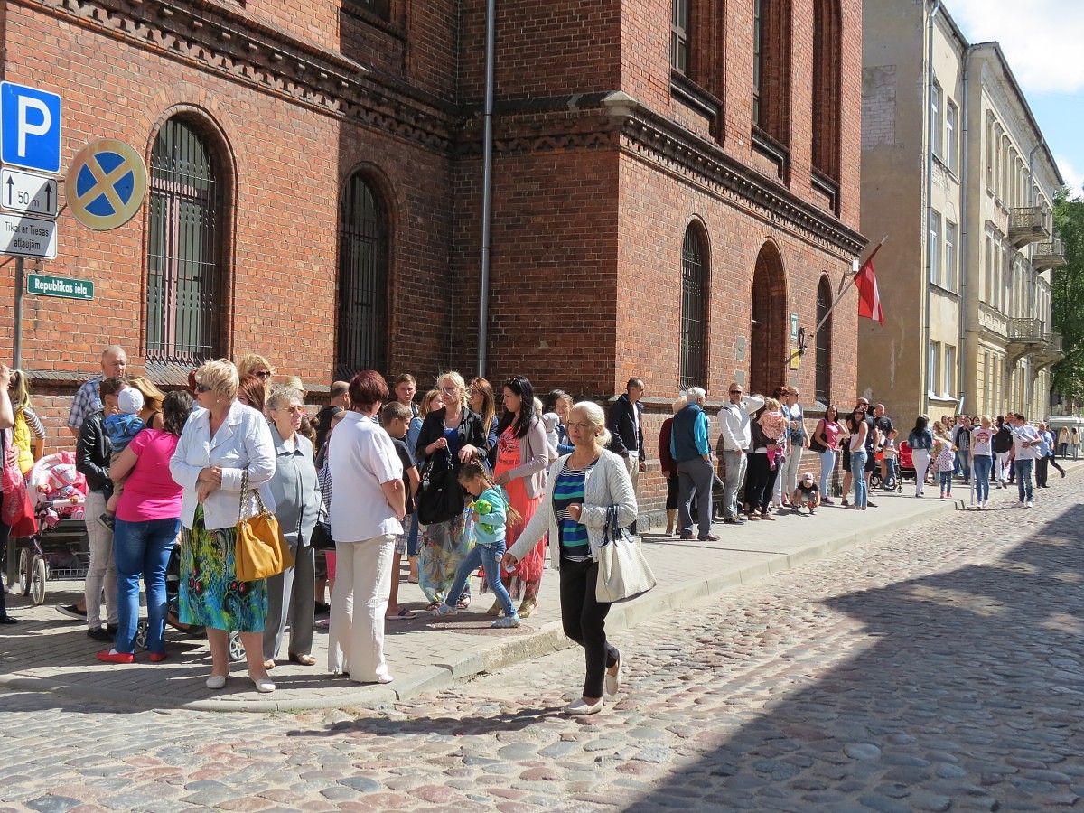 Precizēts – Tiesa nepieņem bāriņtiesas pārsūdzību; apsūdzētais iesniedzis pārsūdzības papildinājumus