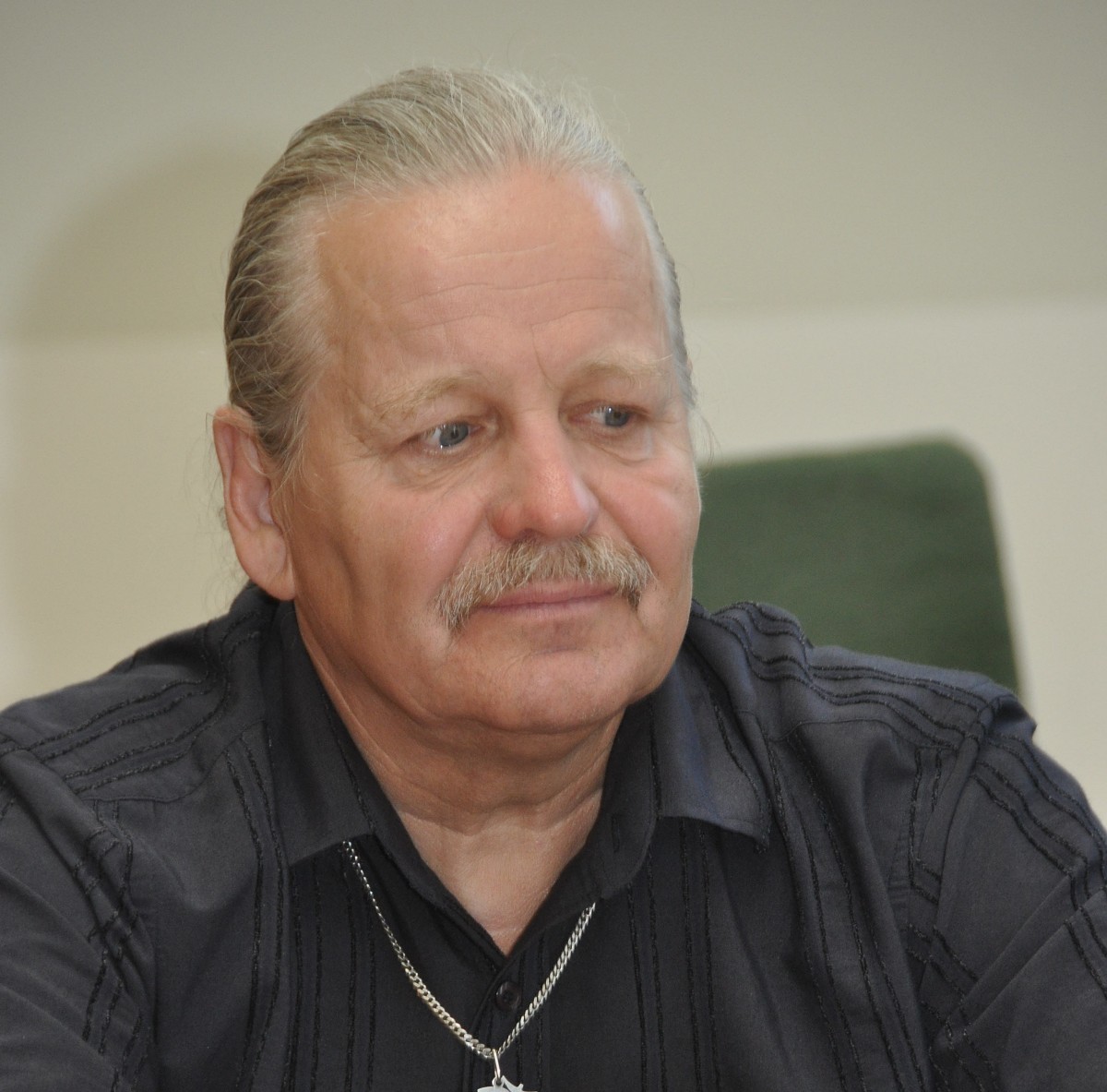 Katrs esam ielikti savā valstī