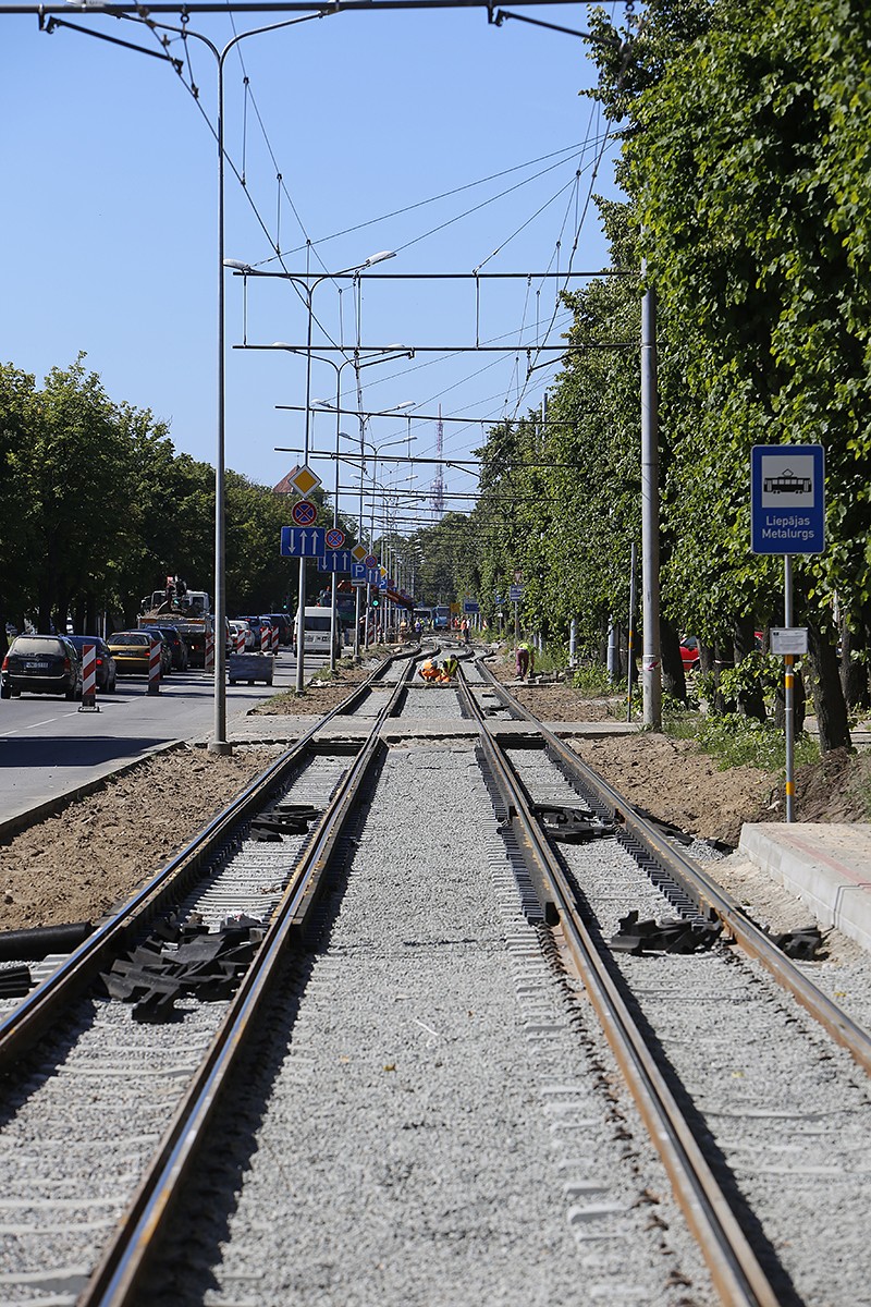 Noslēgumam tuvojas tramvaja līnijas rekonstrukcija Jaunliepājā