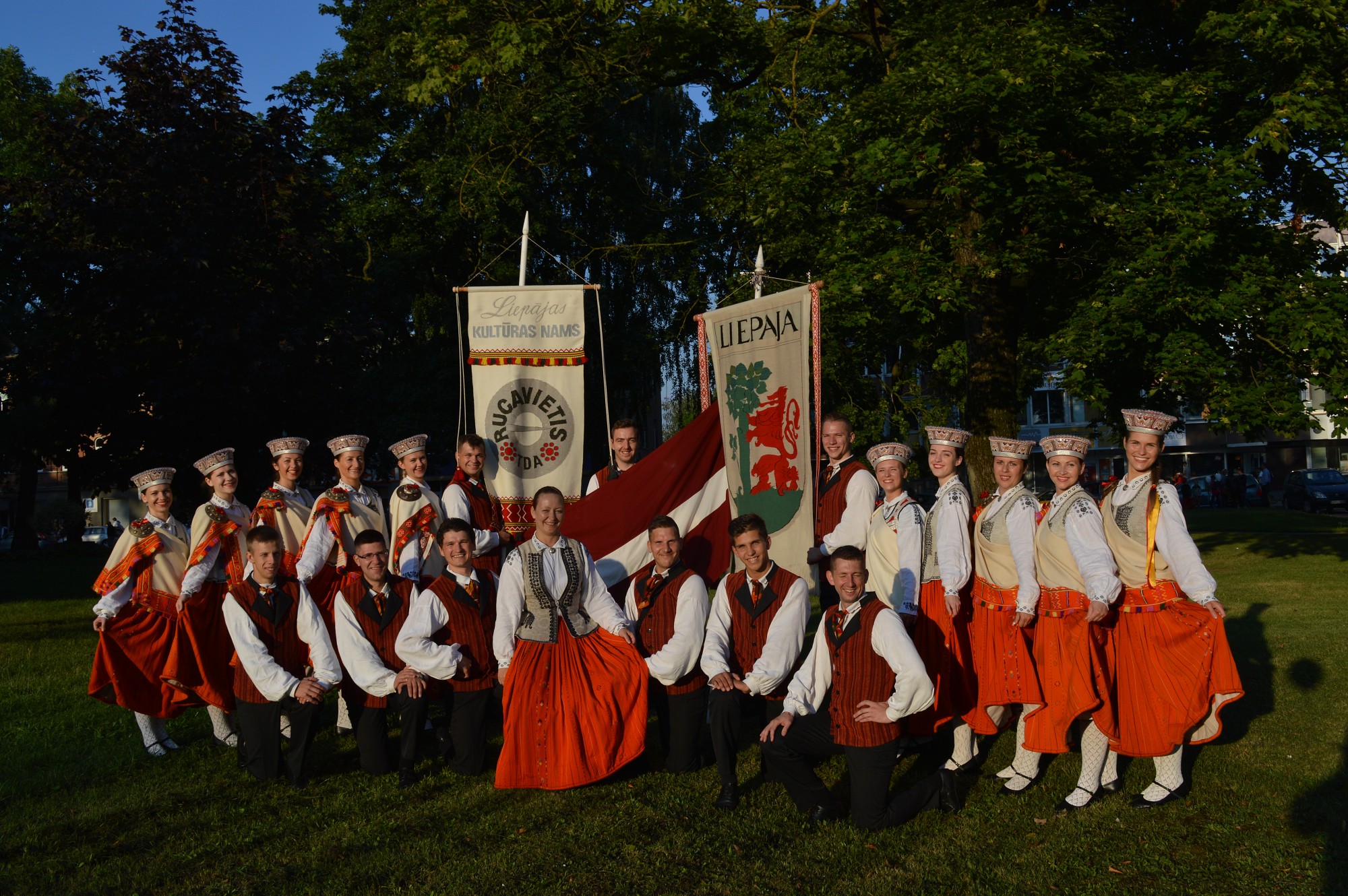 Starptautiski festivāli veicina Tautas deju ansambļa ”Rucavietis” izaugsmi