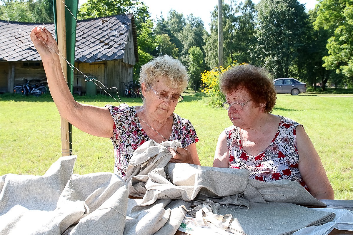 Pulcēsies uz tradīciju skolu