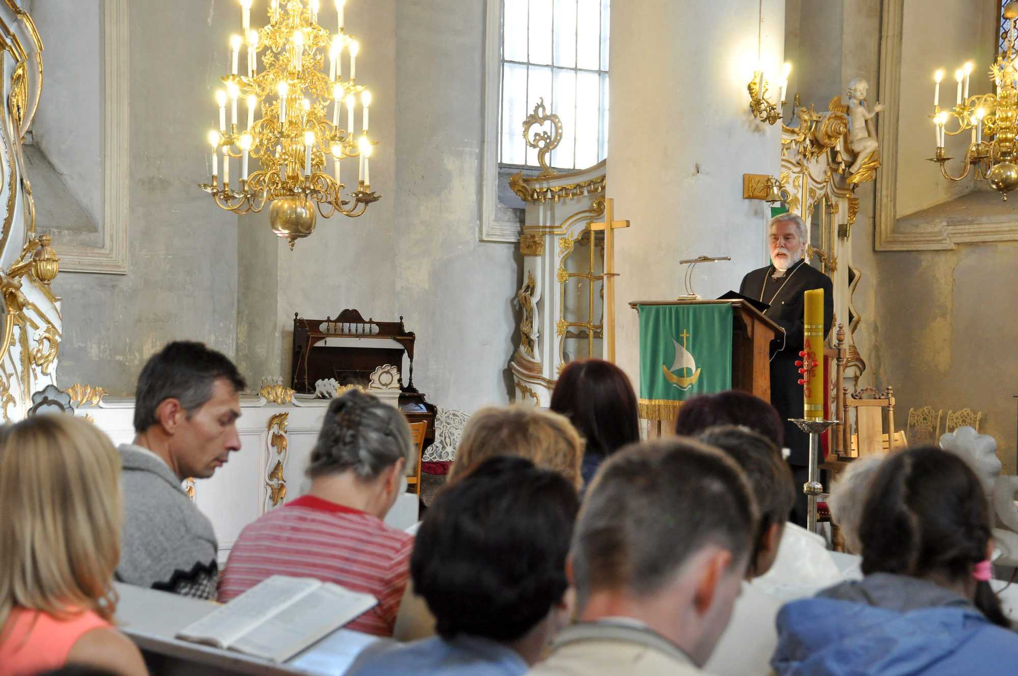 Piedzīvo Dieva svētību katedrālē