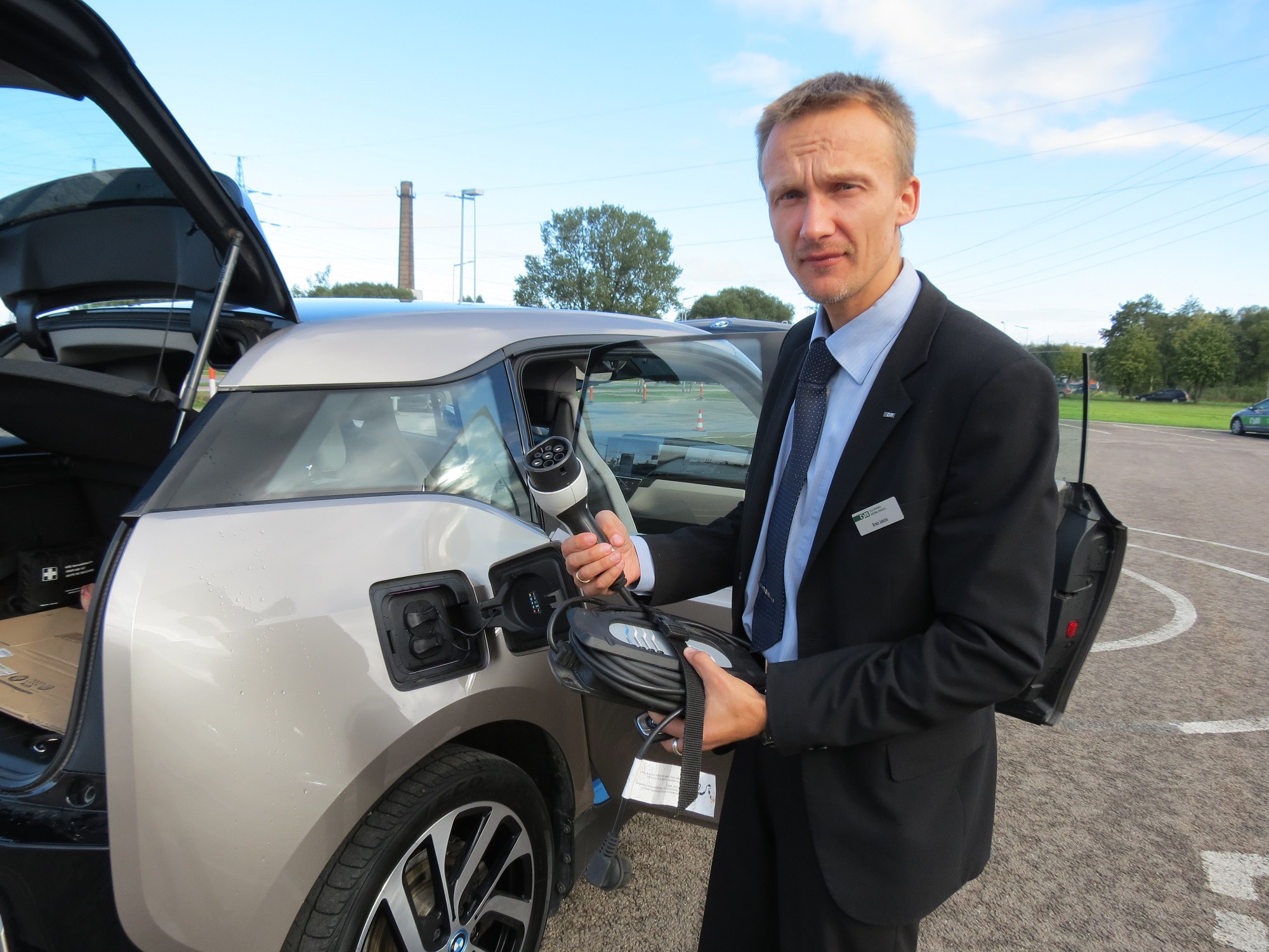 Elektroauto pulks aizvien lielāks